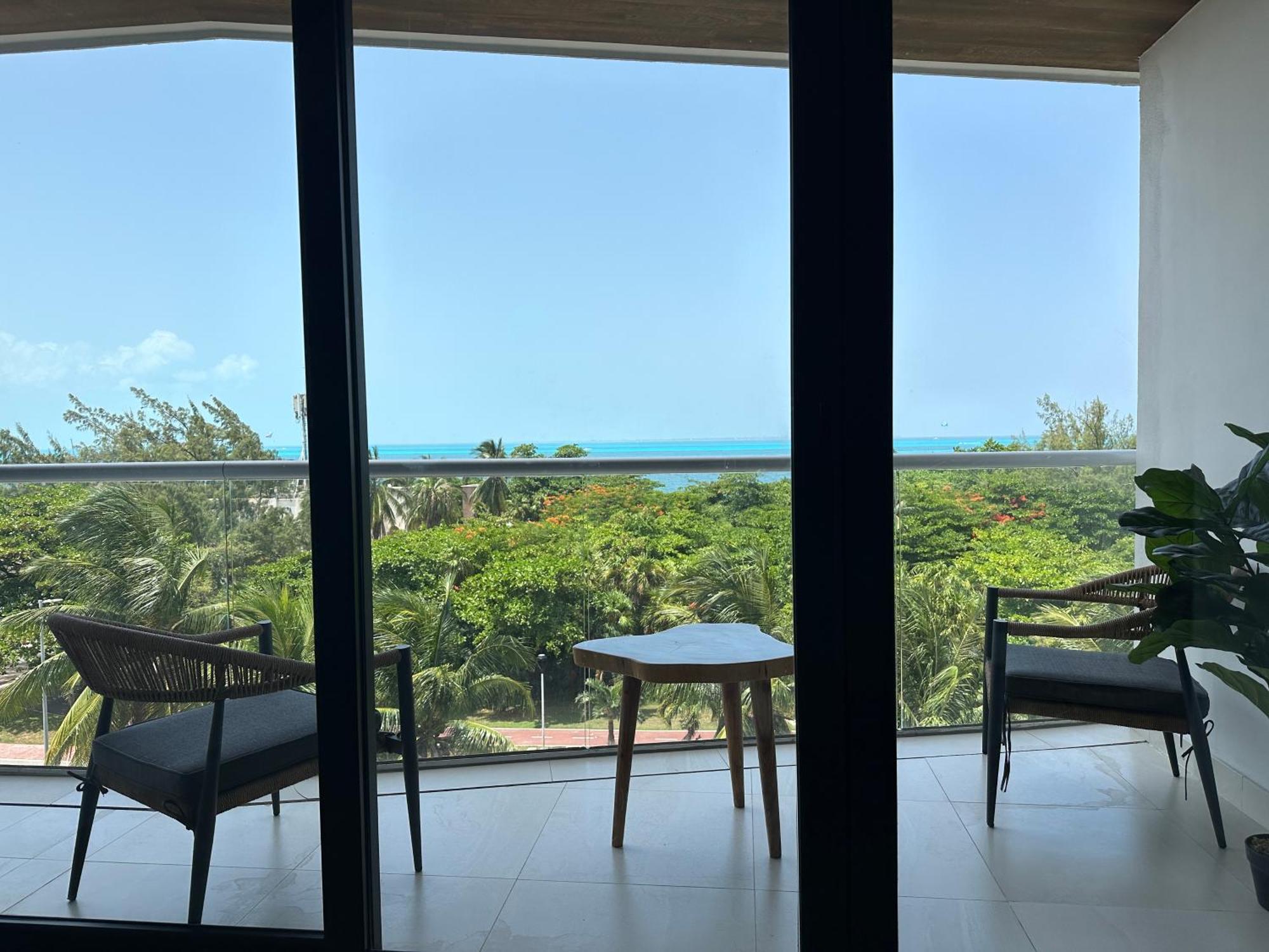 Ocean View Cancun Apartment Exterior photo